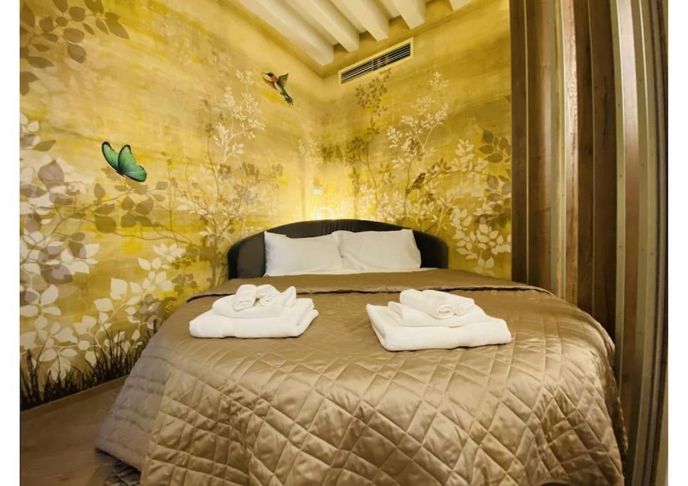 Sweet Time Venice, Luxury San Marco Frezzaria Apt! Lejlighed *