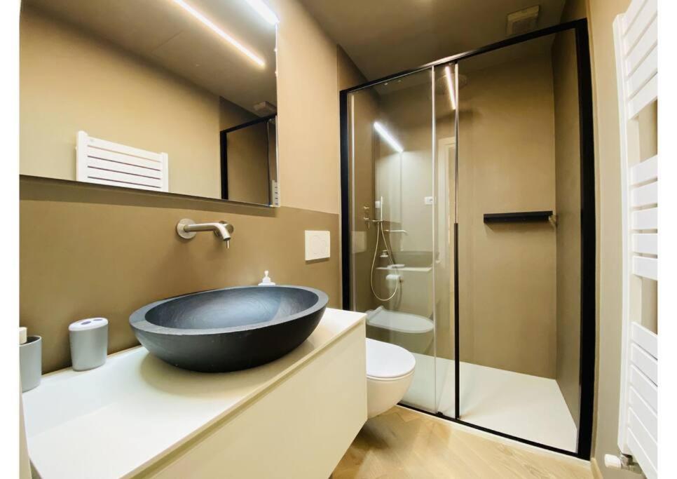 Lejlighed Sweet Time Venice, Luxury San Marco Frezzaria Apt! *