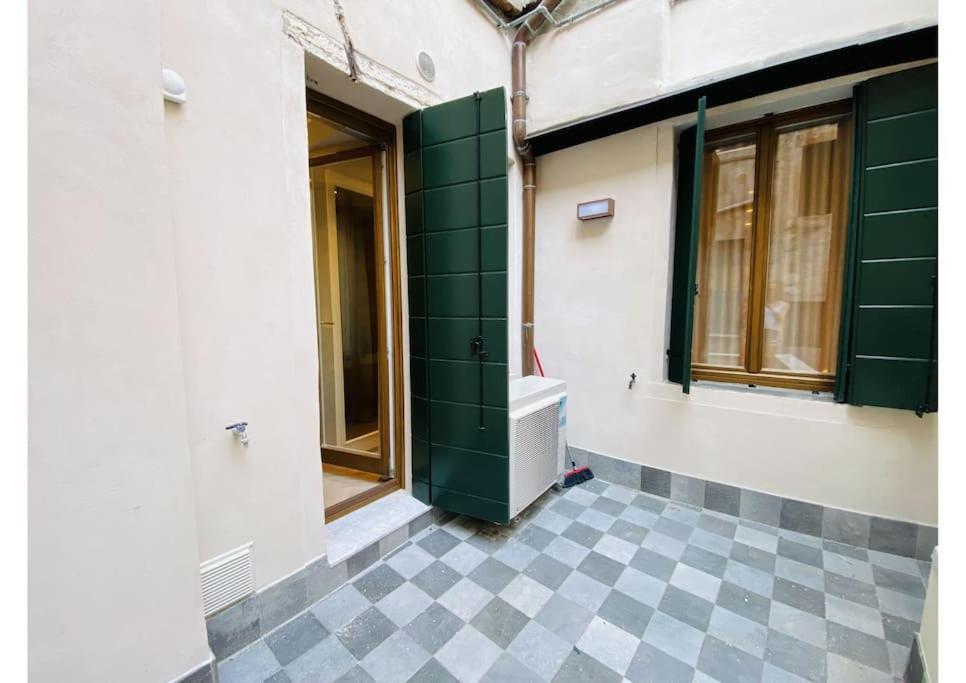 Sweet Time Venice, Luxury San Marco Frezzaria Apt! Venedig
