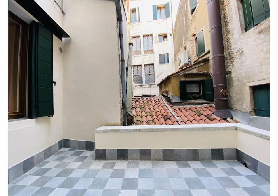 Sweet Time Venice, Luxury San Marco Frezzaria Apt! Lejlighed