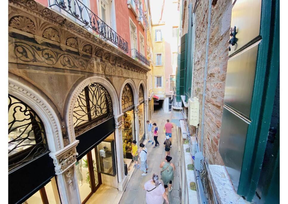 Sweet Time Venice, Luxury San Marco Frezzaria Apt! Venedig